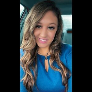 Meet your Posher, Lynna